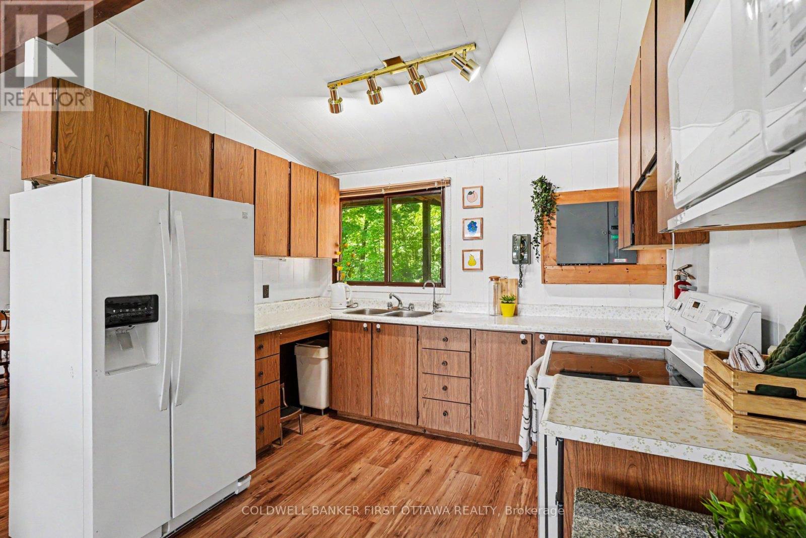 1394 Black Lake North Shore, Tay Valley, Ontario  K7H 3C5 - Photo 13 - X13242008