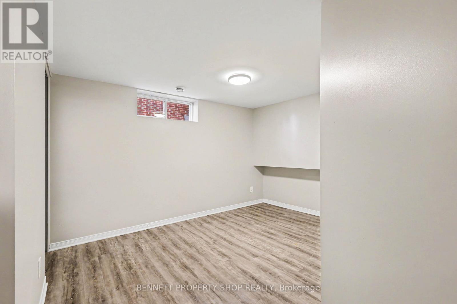 1308 Rustic Drive, Ottawa, Ontario  K2C 2Y1 - Photo 10 - X13242120