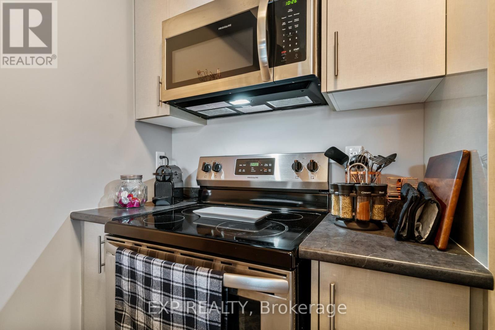 217 - 125 Shoreview Place, Hamilton, Ontario  L8E 0K3 - Photo 14 - X13241678