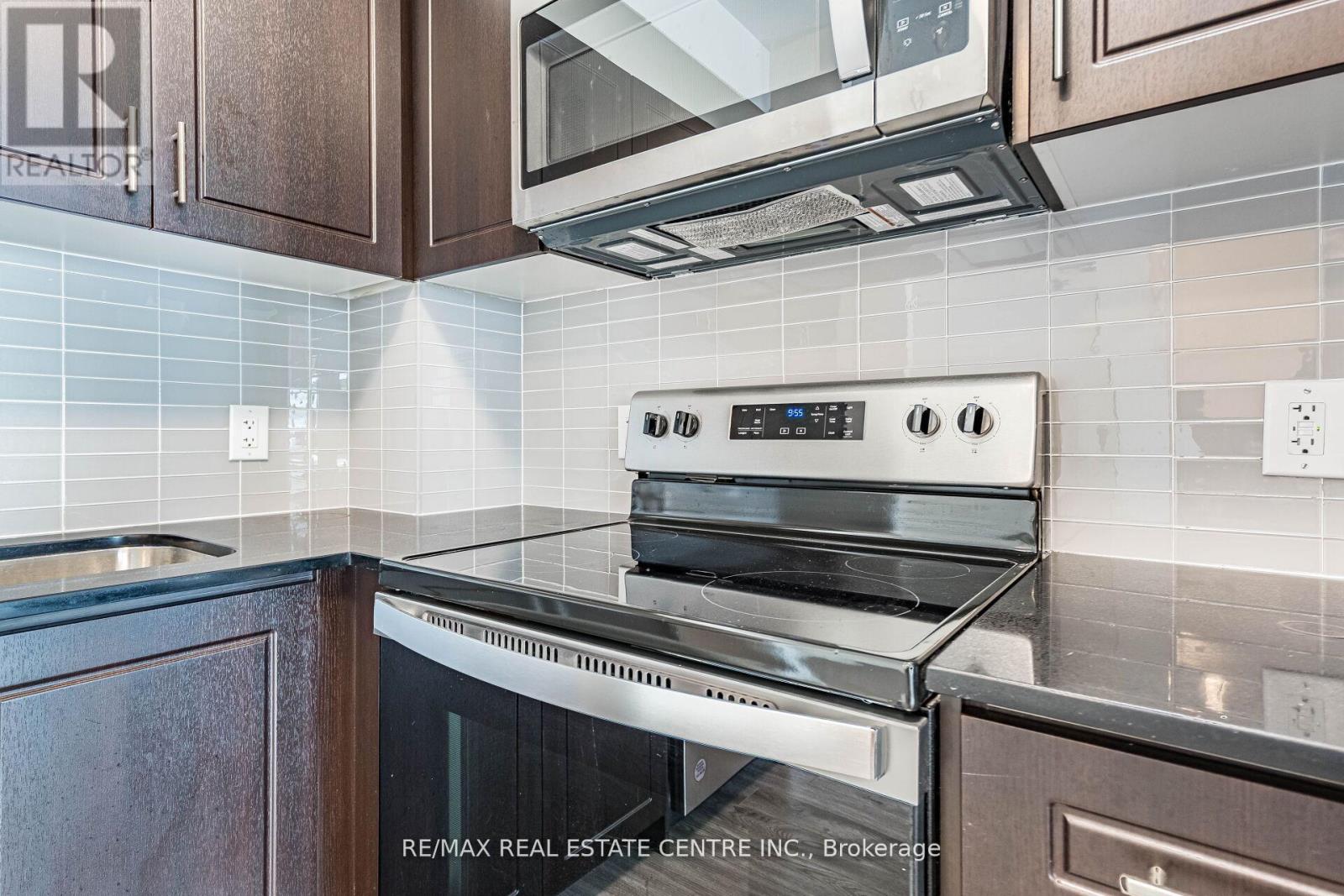 1007 - 128 King Street N, Waterloo, Ontario  N2J 2X9 - Photo 12 - X13241716