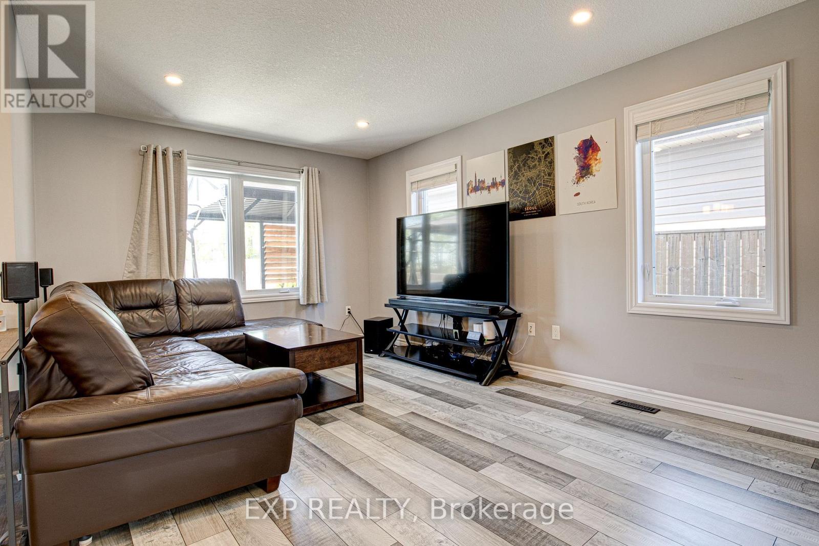 18 Minler Street, Ingersoll, Ontario  N5C 0C9 - Photo 20 - X13241914