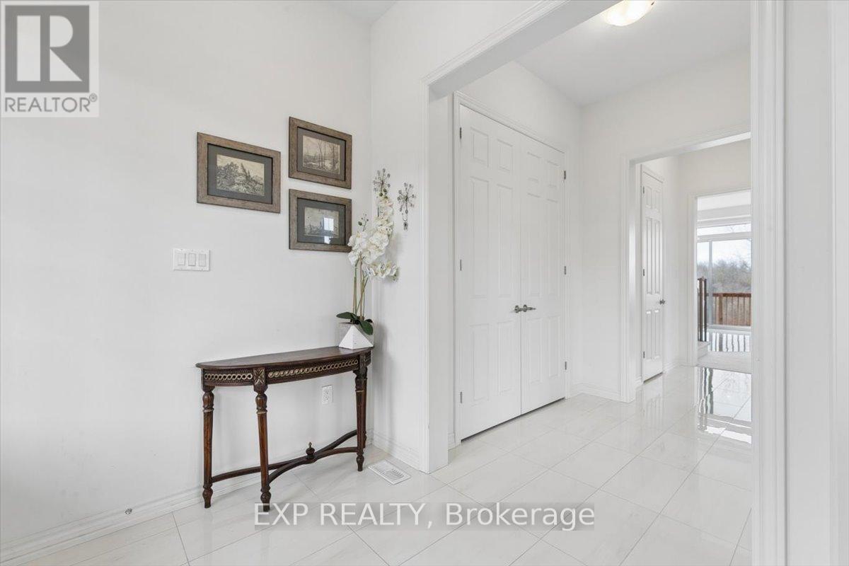 98 Rea Drive, Centre Wellington, Ontario  N1M 0J8 - Photo 5 - X13241918