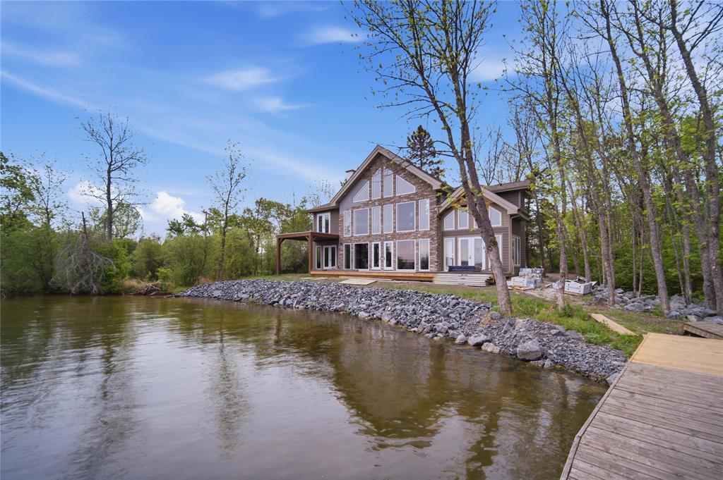 4 Block 9 Road, Falcon Lake, Manitoba  R0E 0N0 - Photo 1 - 202612724