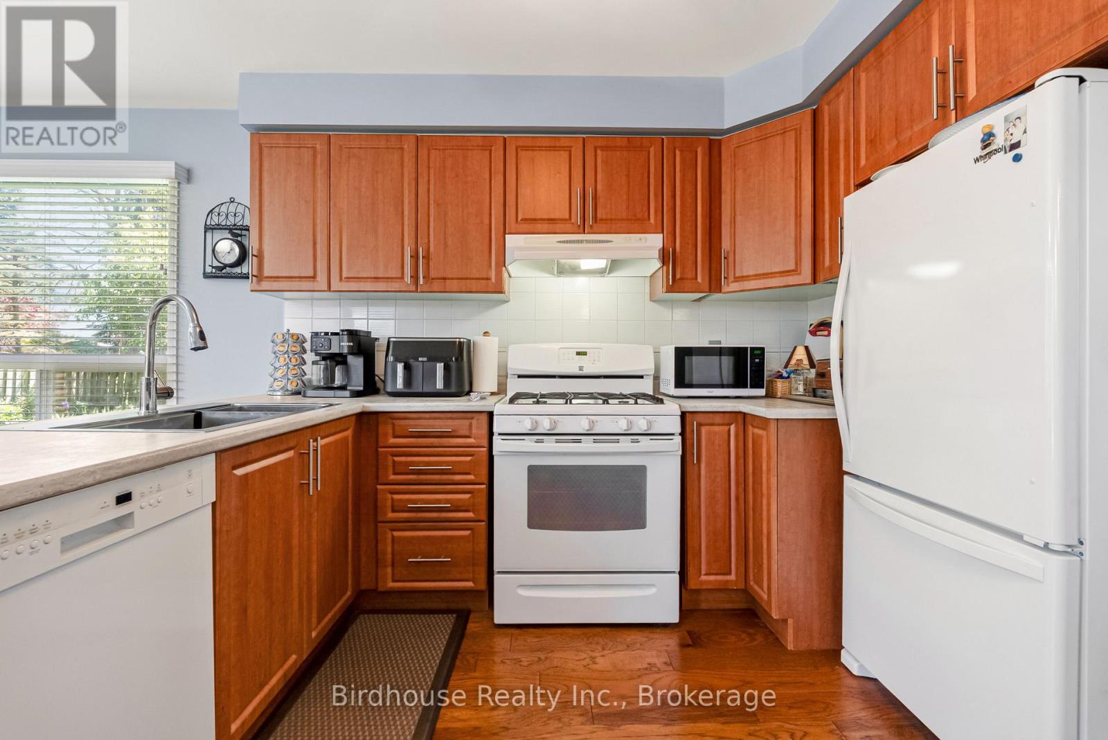 96 Foster Creek Drive, Clarington, Ontario  L1B 1G5 - Photo 10 - E13242124