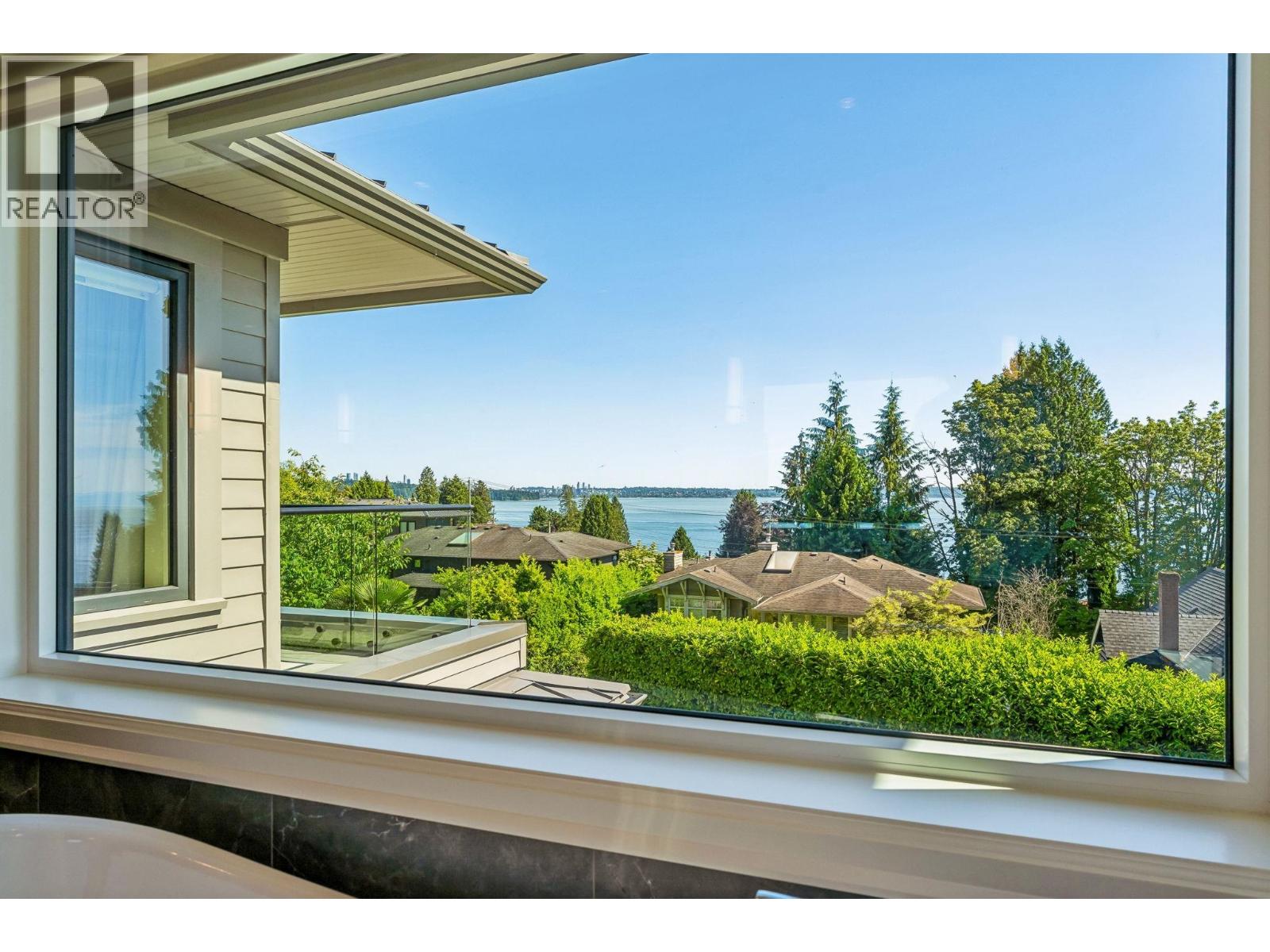 2668 Haywood Avenue, West Vancouver, British Columbia  V7V 1Y6 - Photo 24 - R3132262