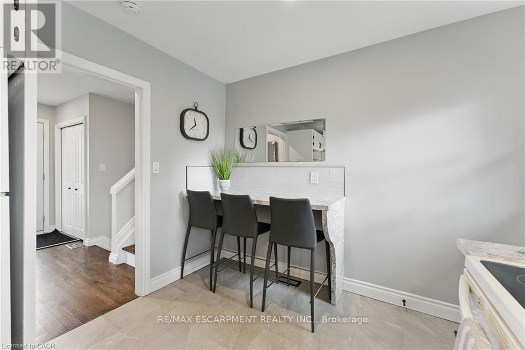 160 Council Crescent, Hamilton, Ontario  L9G 1V1 - Photo 14 - X12779476