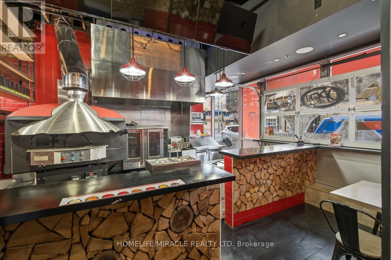 45 James Street, St. Catharines, Ontario  L2R 5B9 - Photo 6 - X12813834
