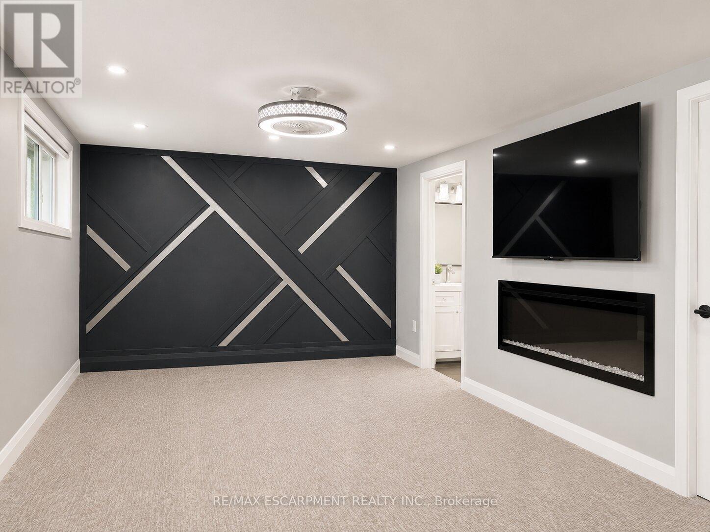 160 Council Crescent, Hamilton, Ontario  L9G 1V1 - Photo 16 - X12779476