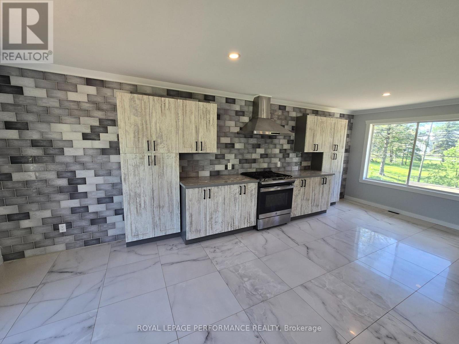 3494 Marydale Avenue, South Stormont, Ontario  K6K 1N9 - Photo 9 - X13242016