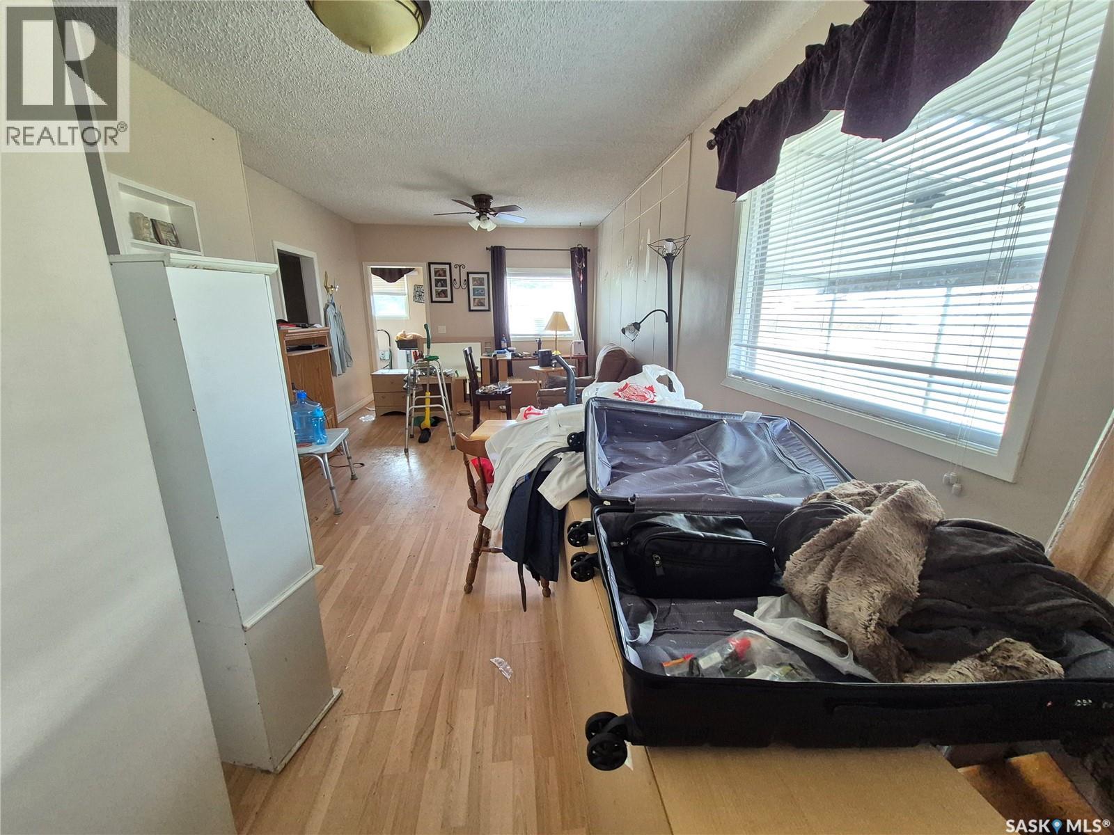 225 1st Avenue, Kendal, Saskatchewan  S0G 2P0 - Photo 10 - SK038273
