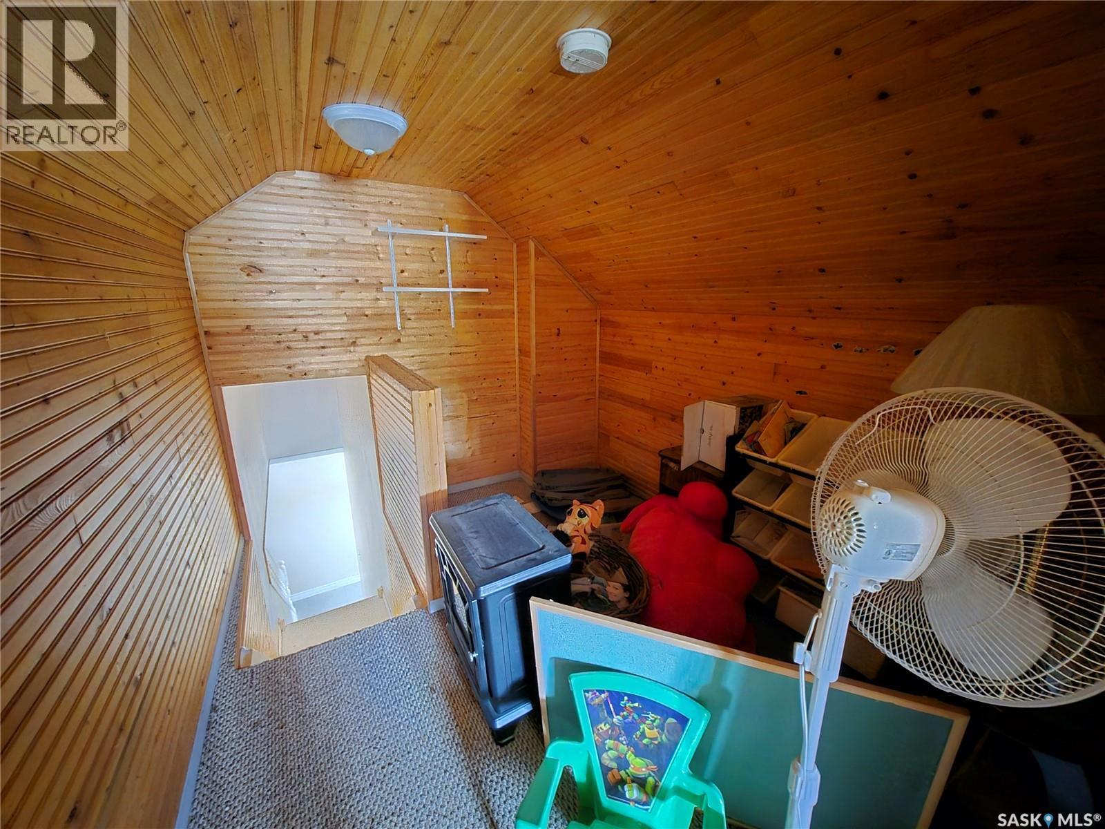 225 1st Avenue, Kendal, Saskatchewan  S0G 2P0 - Photo 32 - SK038273