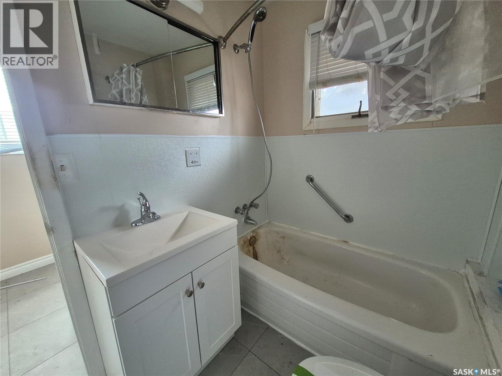 225 1st Avenue, Kendal, Saskatchewan  S0G 2P0 - Photo 8 - SK038273