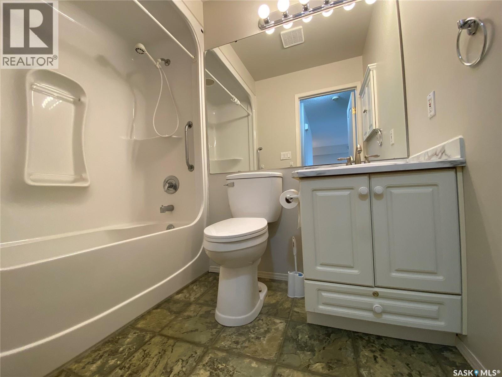 203 57 Russell Drive, Yorkton, Saskatchewan  S3N 4B6 - Photo 10 - SK038009