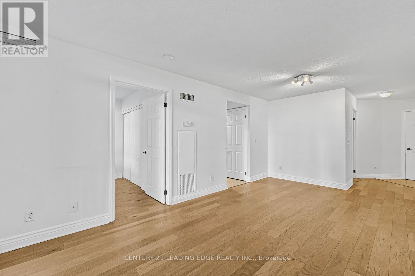 905 - 55 Harrison Garden Boulevard, Toronto, Ontario  M2N 7G3 - Photo 4 - C13242022