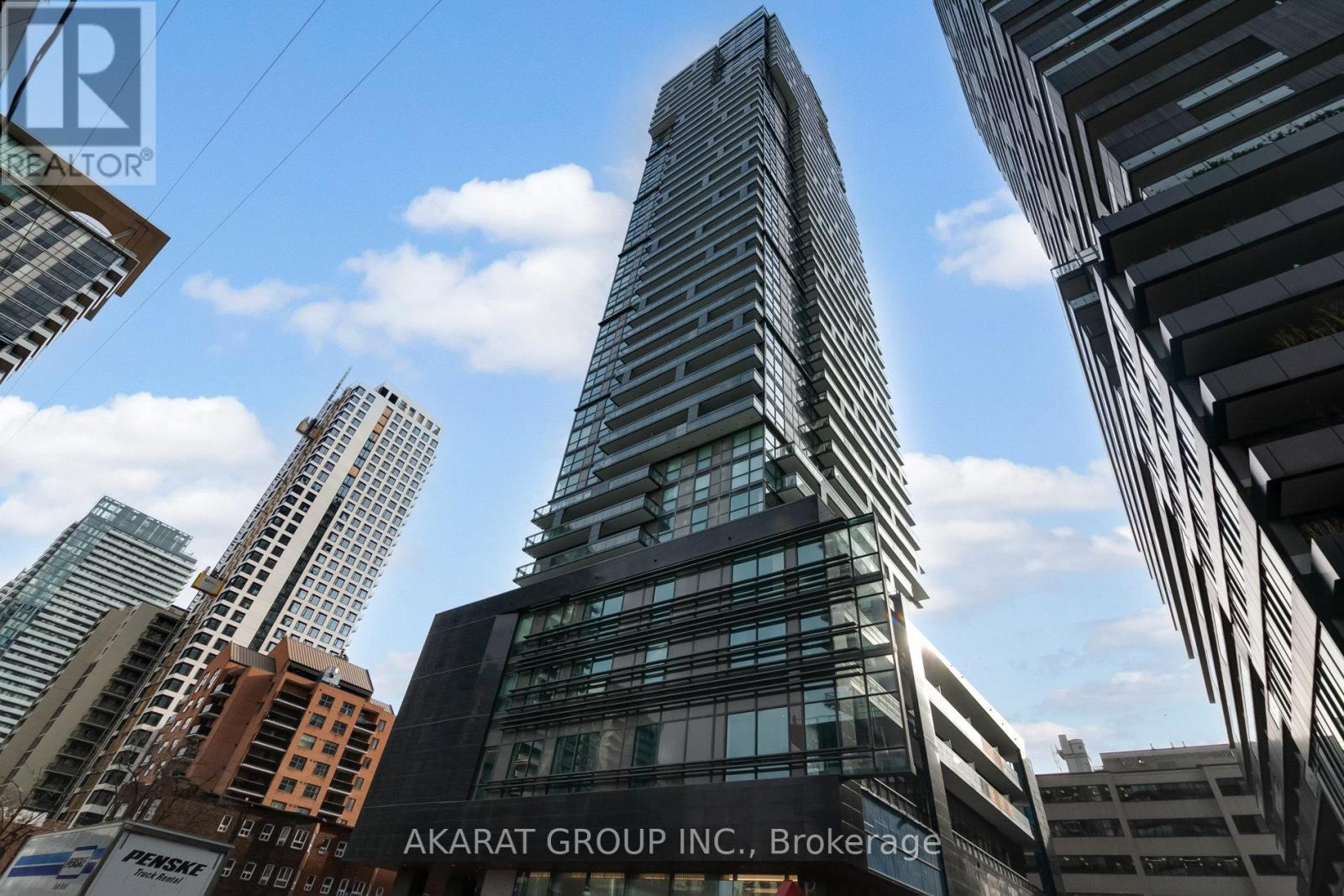 2407 - 39 Roehampton Avenue, Toronto, Ontario  M4P 0G1 - Photo 1 - C13242080
