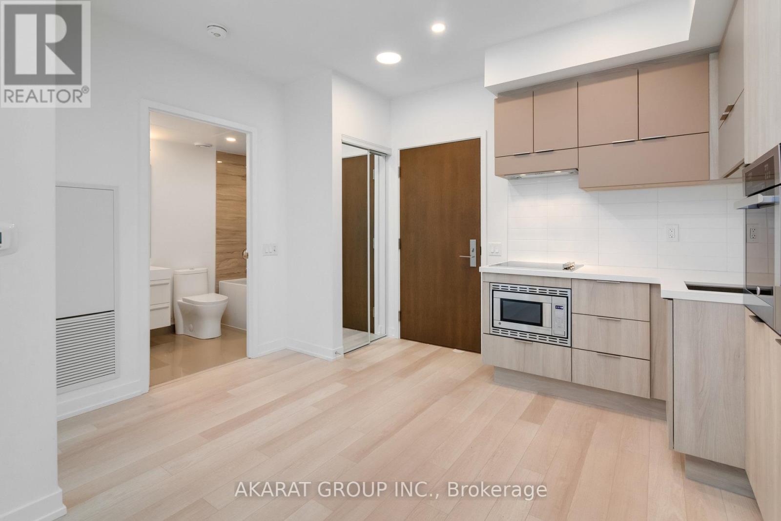 2407 - 39 Roehampton Avenue, Toronto, Ontario  M4P 0G1 - Photo 17 - C13242080