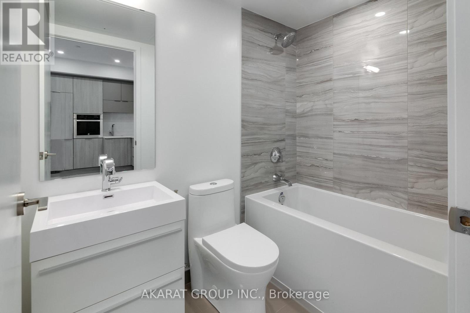 2407 - 39 Roehampton Avenue, Toronto, Ontario  M4P 0G1 - Photo 22 - C13242080