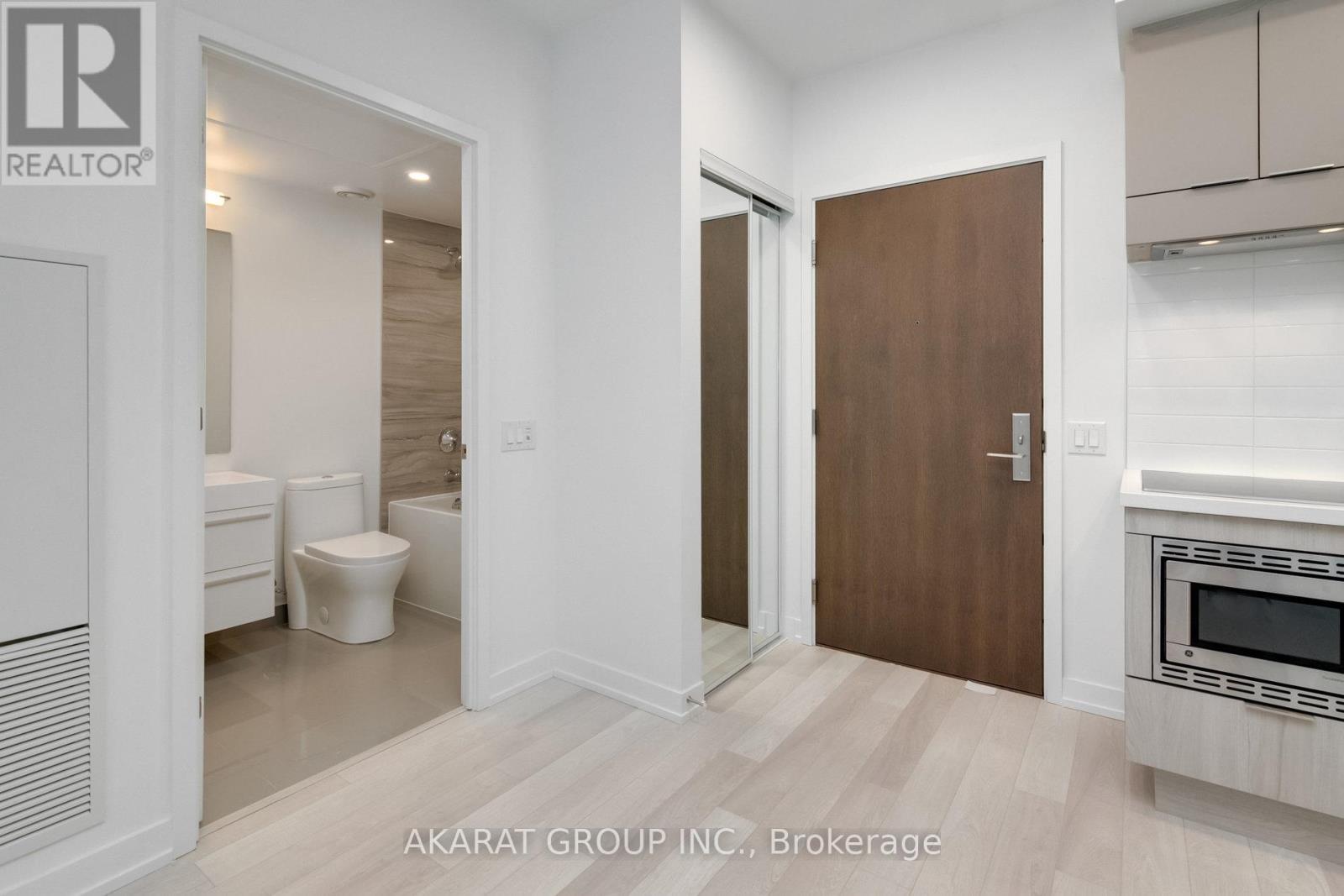 2407 - 39 Roehampton Avenue, Toronto, Ontario  M4P 0G1 - Photo 8 - C13242080