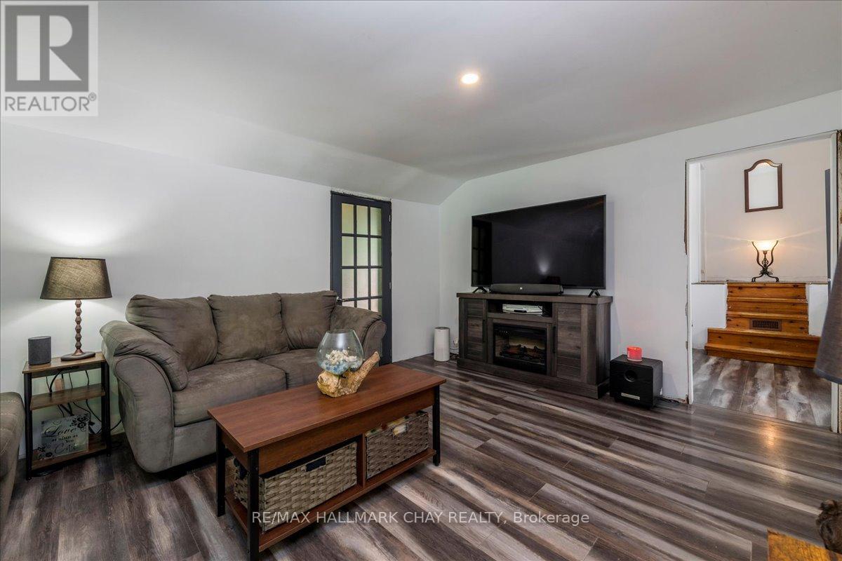 1805 St John's Road, Innisfil, Ontario  L9S 1T4 - Photo 3 - N13242030