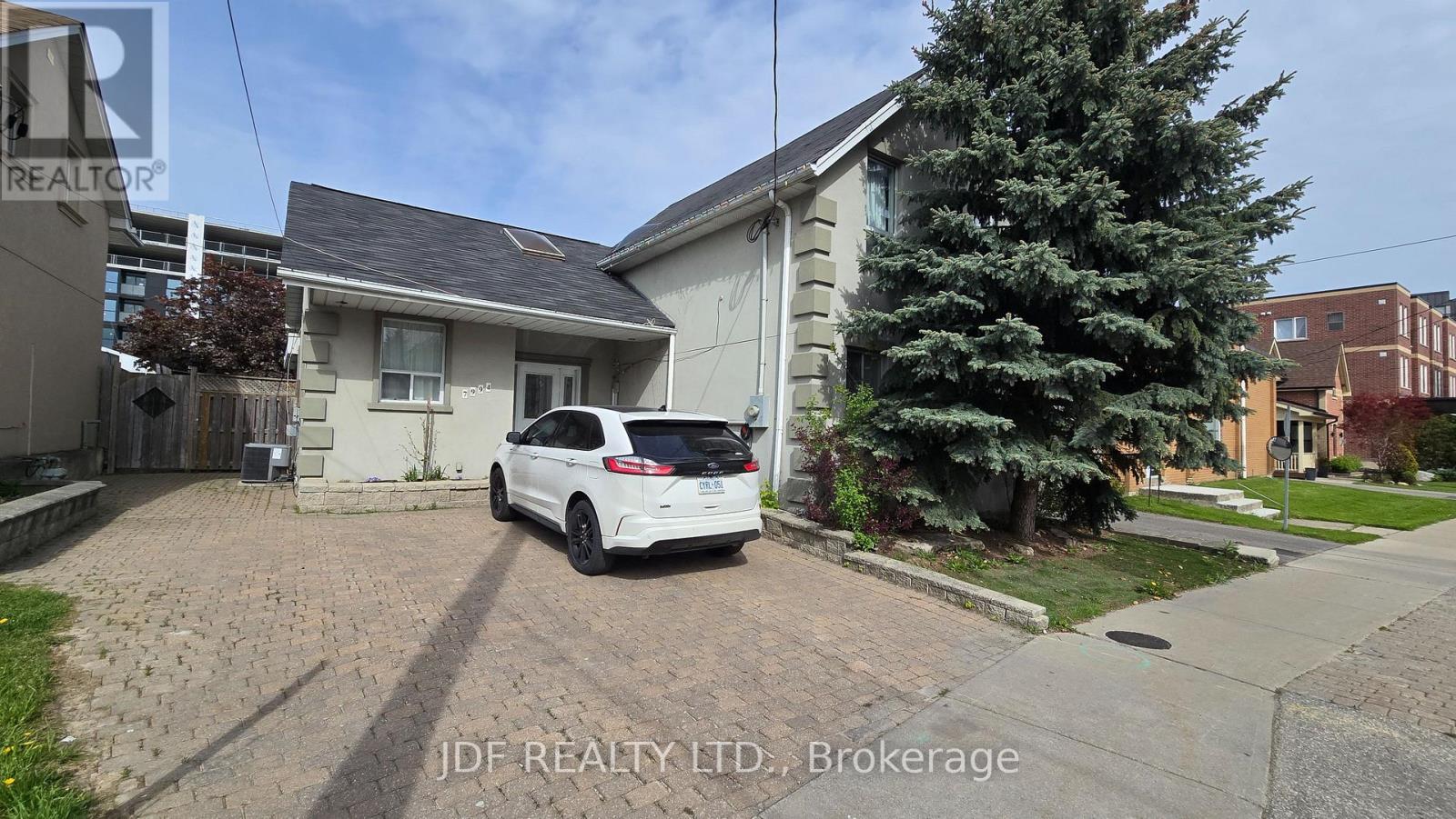 1* Burtons Lane, Vaughan, Ontario  L4L 1J5 - Photo 4 - N13242070
