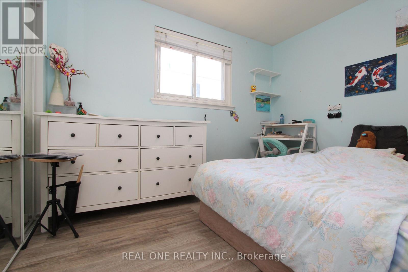 25 Bigwin Drive, Aurora, Ontario  L4G 3C4 - Photo 11 - N13242126