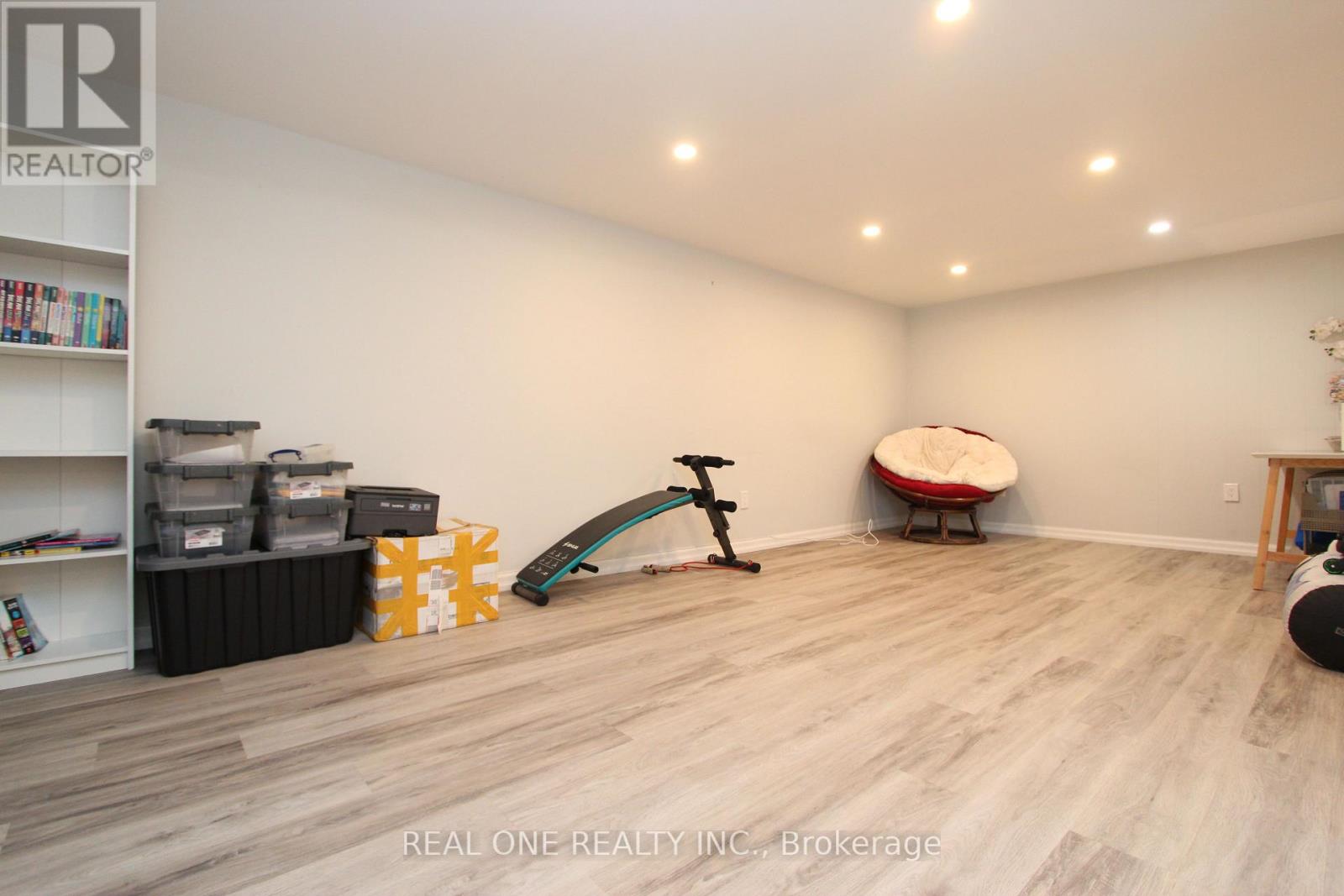 25 Bigwin Drive, Aurora, Ontario  L4G 3C4 - Photo 17 - N13242126