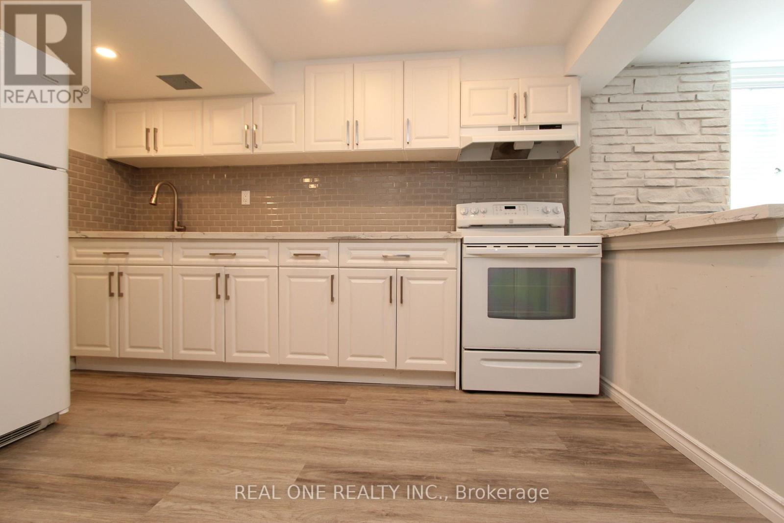 25 Bigwin Drive, Aurora, Ontario  L4G 3C4 - Photo 23 - N13242126