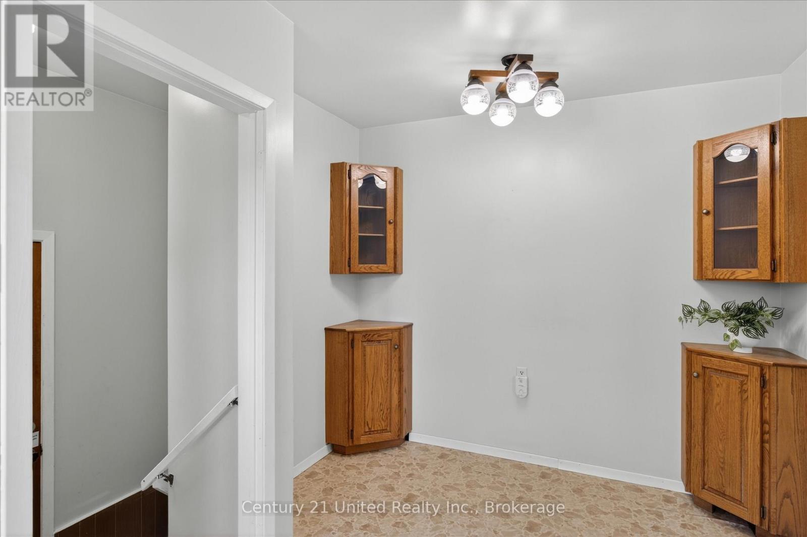 922 Wightman Avenue, Peterborough, Ontario  K9J 5W7 - Photo 13 - X13242508