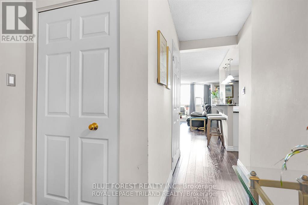 1006 - 363 Colborne Street, London East, Ontario  N6B 3N3 - Photo 3 - X13242384