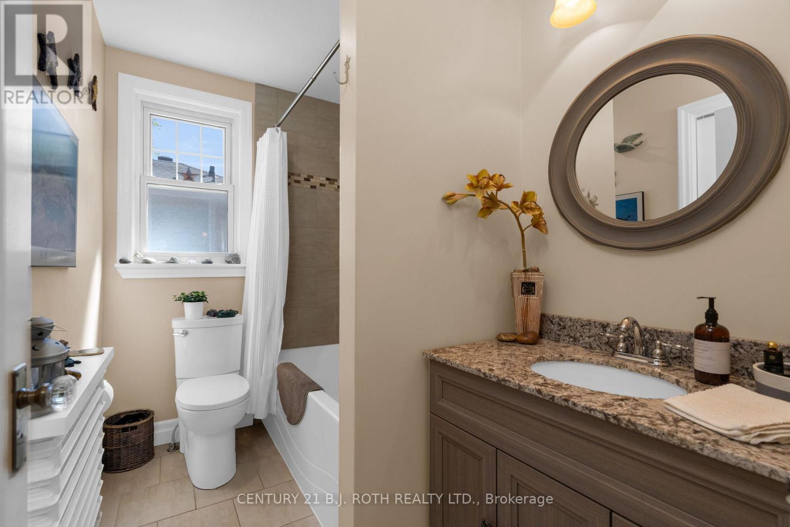 51 Henry Street, Barrie, Ontario  L4N 1C6 - Photo 15 - S13242032