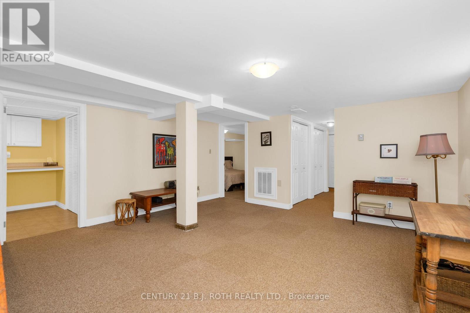 51 Henry Street, Barrie, Ontario  L4N 1C6 - Photo 19 - S13242032