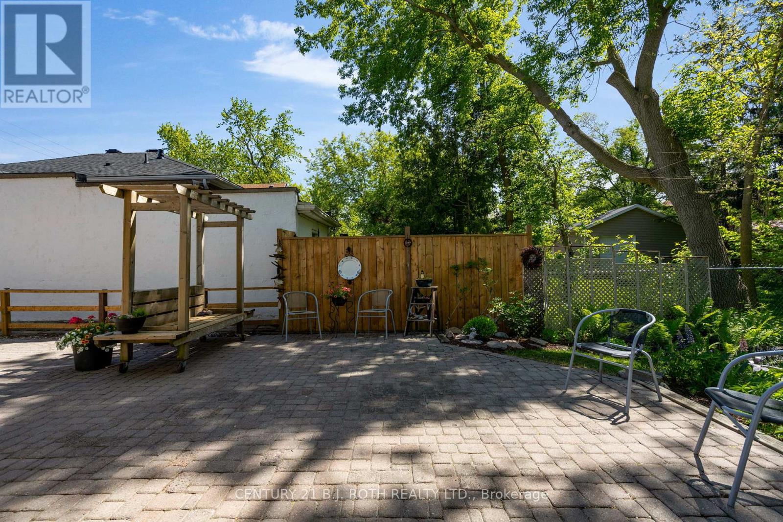 51 Henry Street, Barrie, Ontario  L4N 1C6 - Photo 28 - S13242032