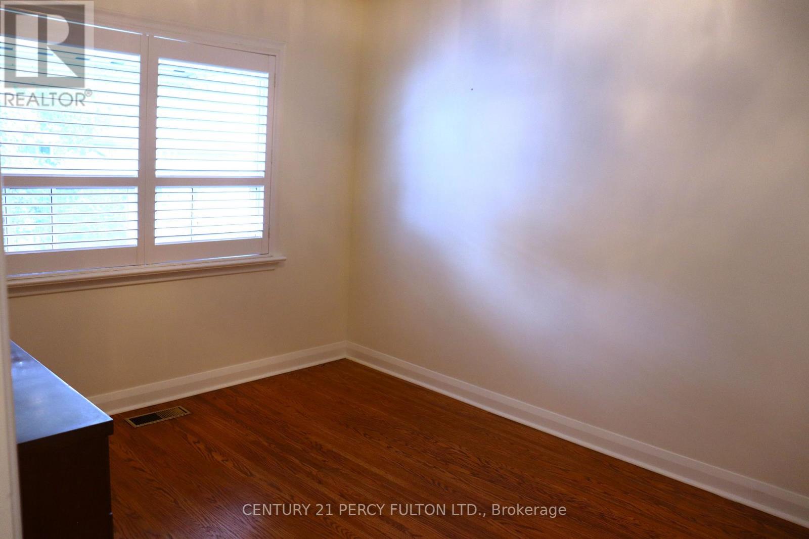 110 Gilroy Drive, Toronto, Ontario  M1P 2A1 - Photo 17 - E13241256