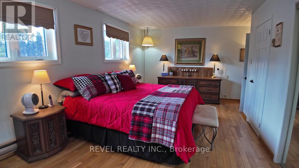 124 Sunset Bay Road, Iroquois Falls, Ontario  P0K 1G0 - Photo 30 - T13242184