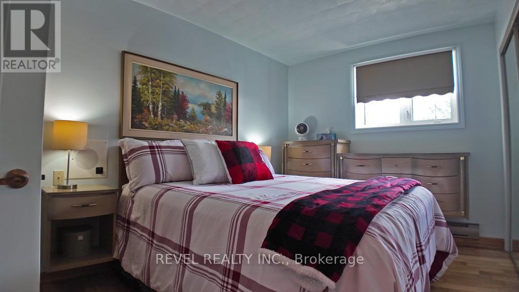 124 Sunset Bay Road, Iroquois Falls, Ontario  P0K 1G0 - Photo 35 - T13242184