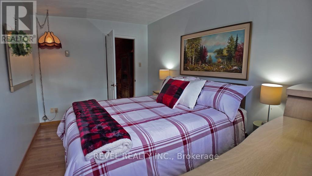 124 Sunset Bay Road, Iroquois Falls, Ontario  P0K 1G0 - Photo 36 - T13242184