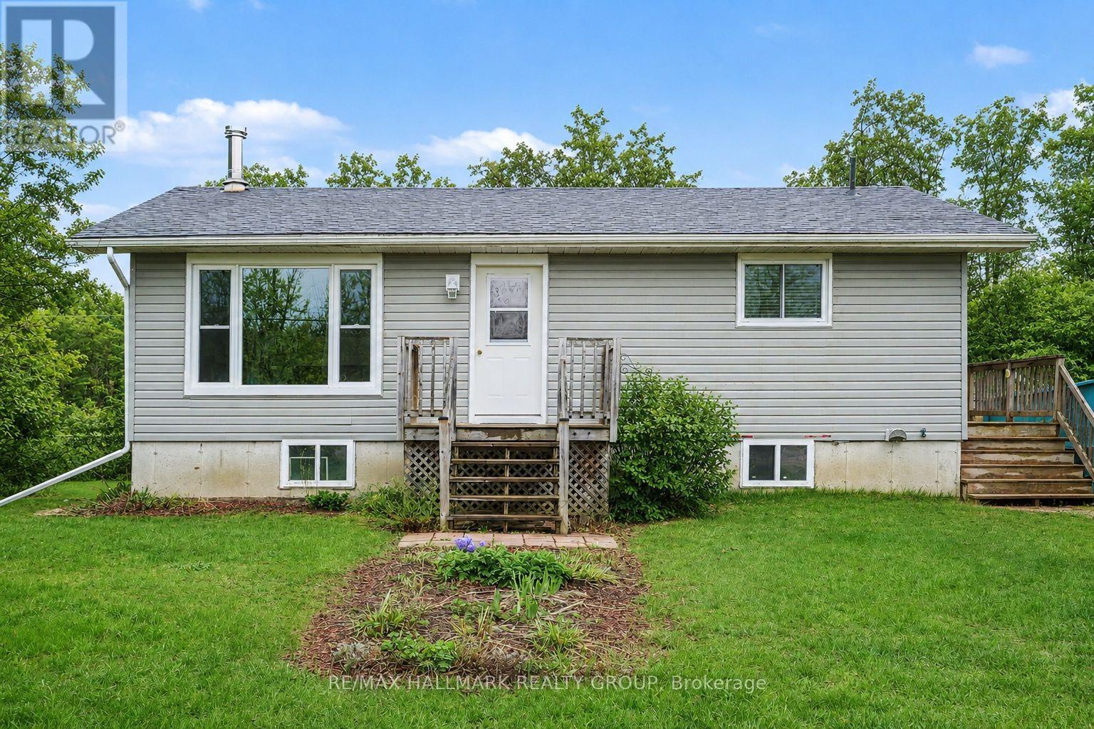 551 ANGLICAN CHURCH ROAD, Tay Valley, Ontario