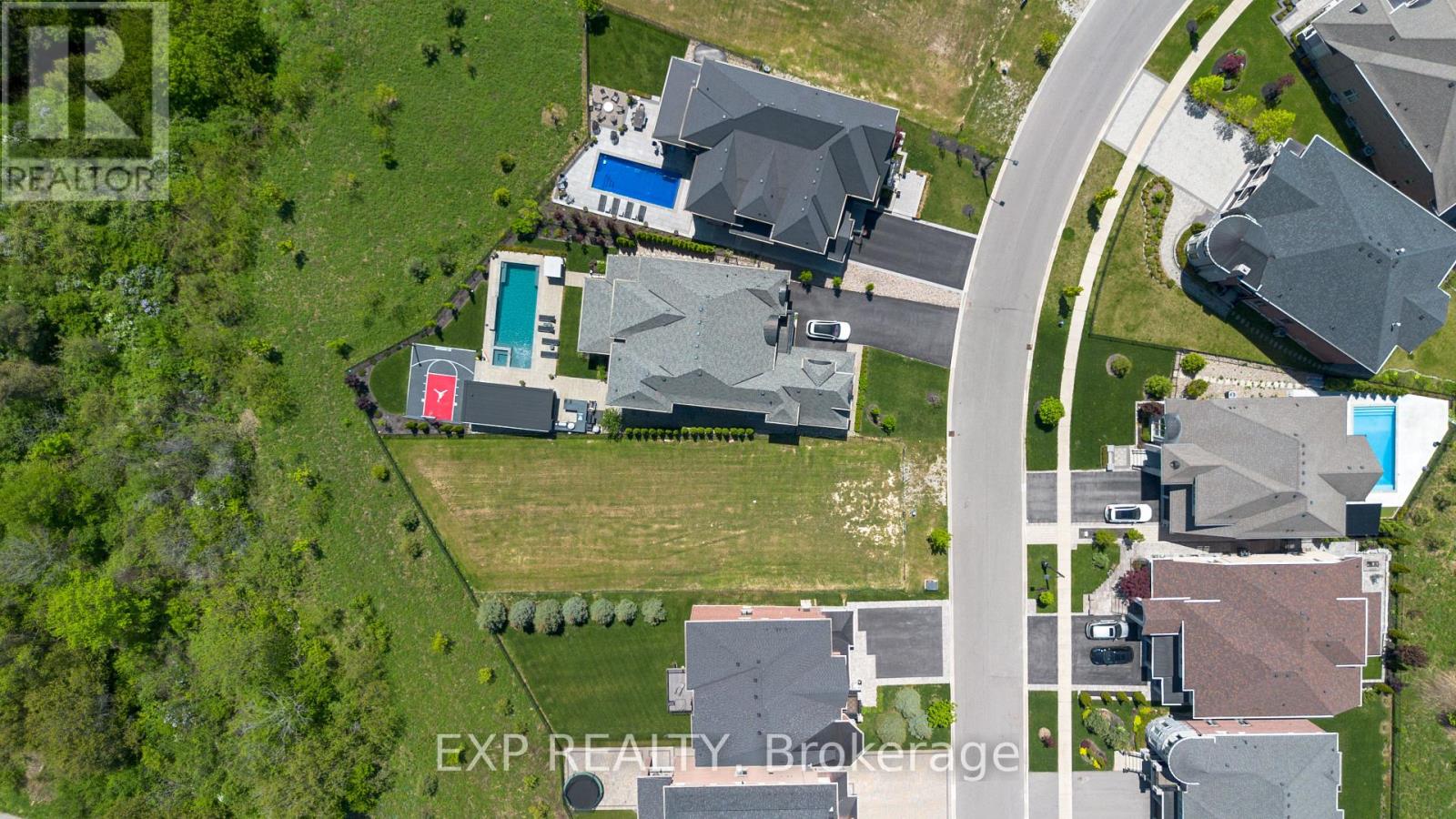 25 Hogan Court, King, Ontario  L7B 1C9 - Photo 5 - N13242216