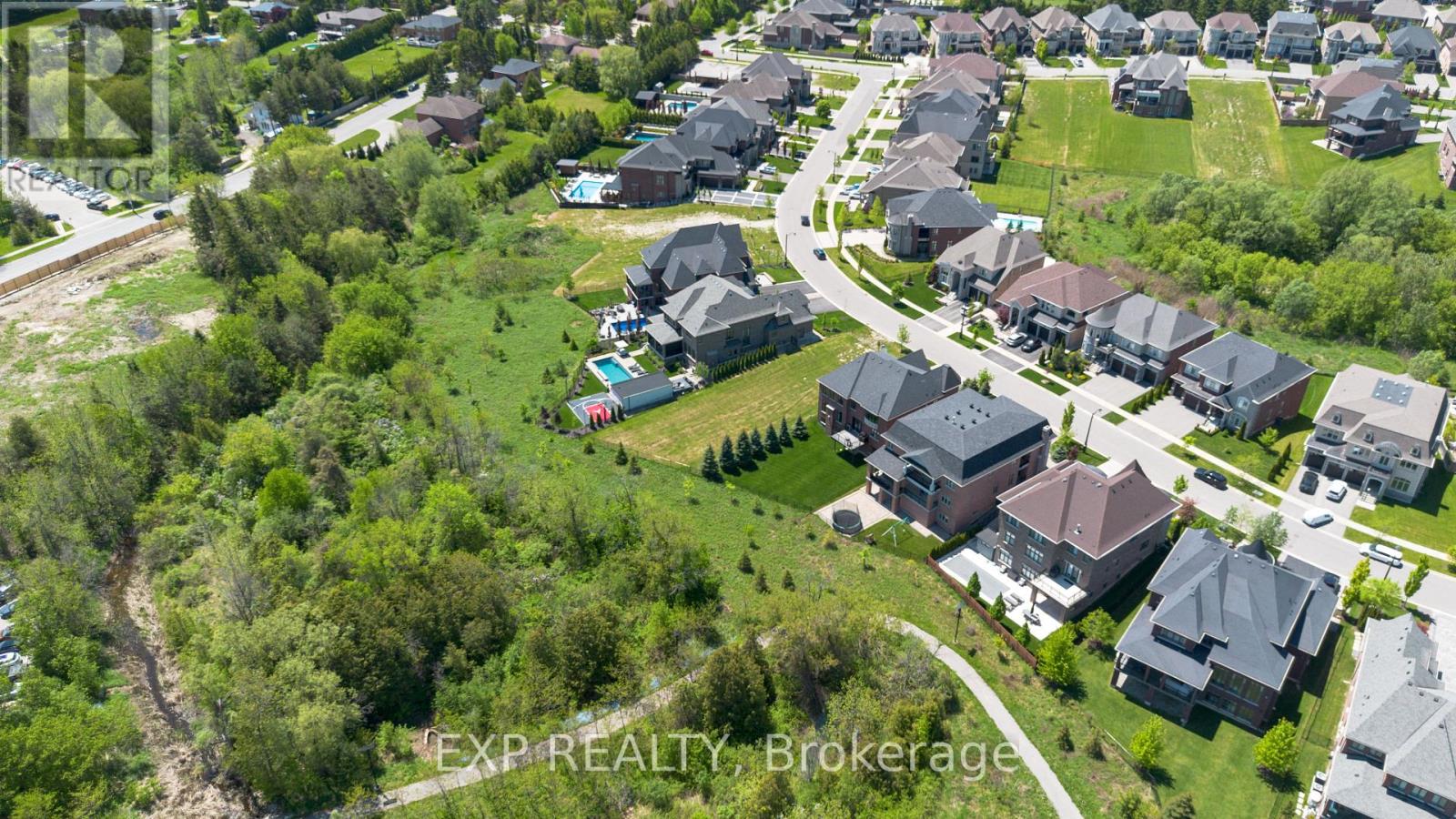 25 Hogan Court, King, Ontario  L7B 1C9 - Photo 6 - N13242216