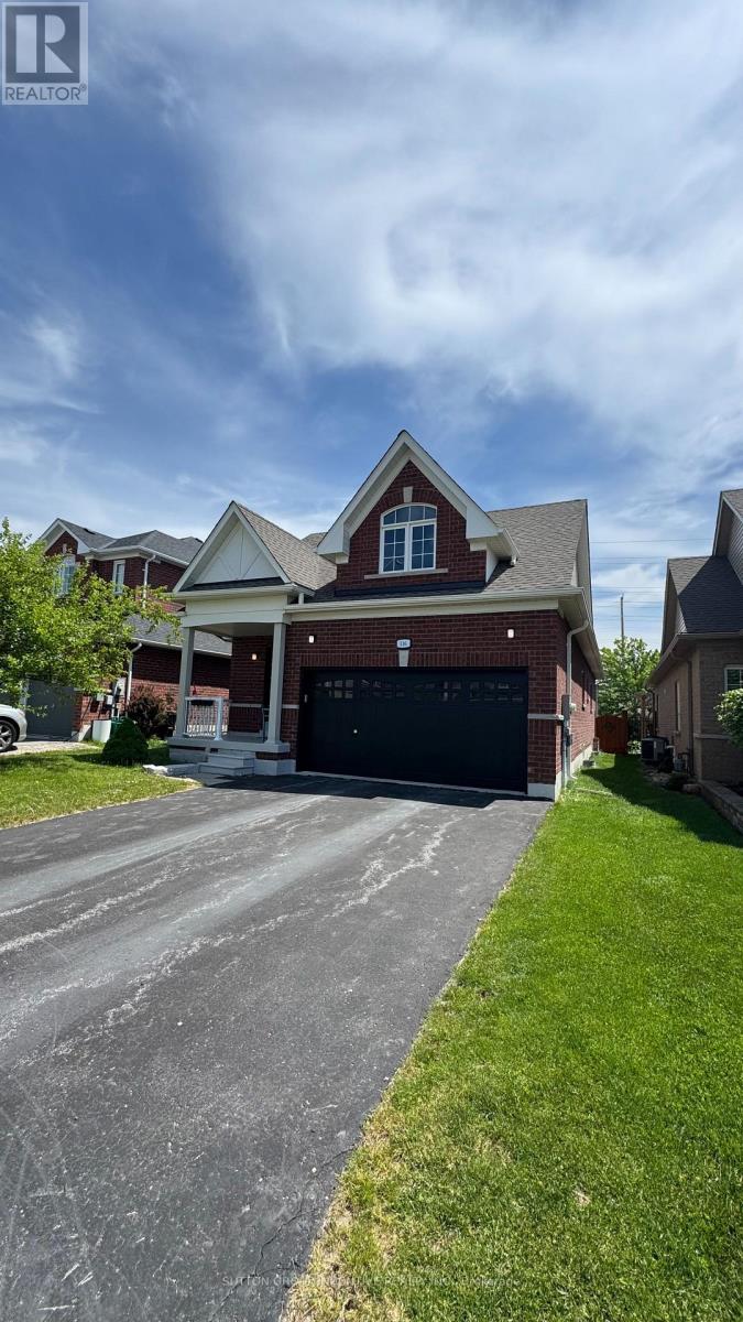 116 SUN KING CRESCENT, Barrie, Ontario