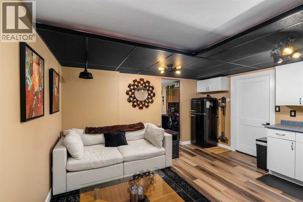 9211 Allison Drive Se, Calgary, Alberta  T2J 1B3 - Photo 22 - A2315955