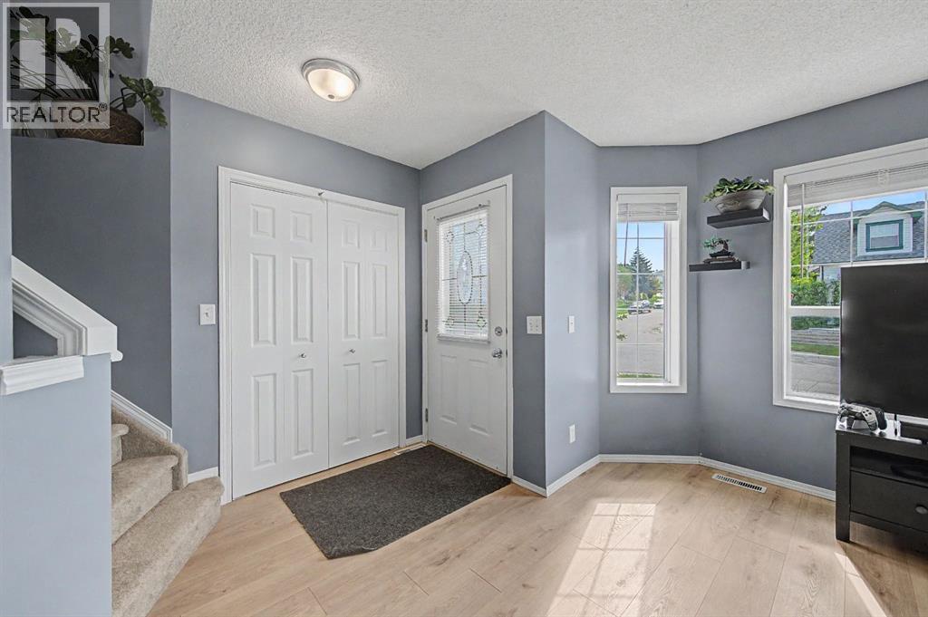 279 Hidden Hills Road Nw, Calgary, Alberta  T3A 5X9 - Photo 13 - A2316659