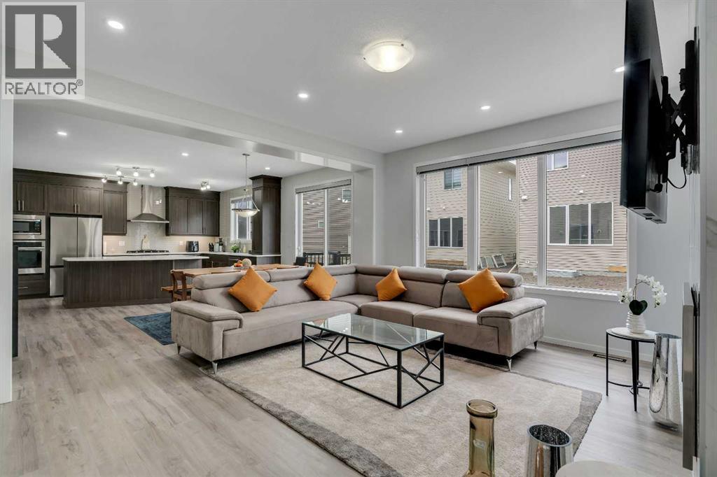 273 Carringwood Close Nw, Calgary, Alberta  T3P 2B1 - Photo 3 - A2316878