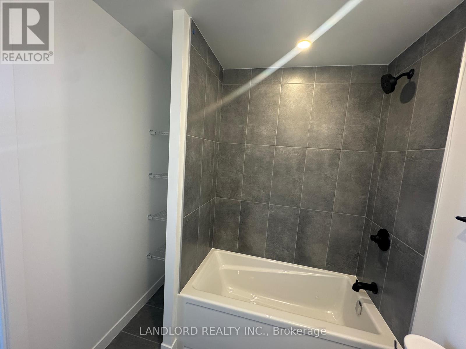 319 - 4878 Powers Common, Burlington, Ontario  L7M 2B4 - Photo 26 - W13241990