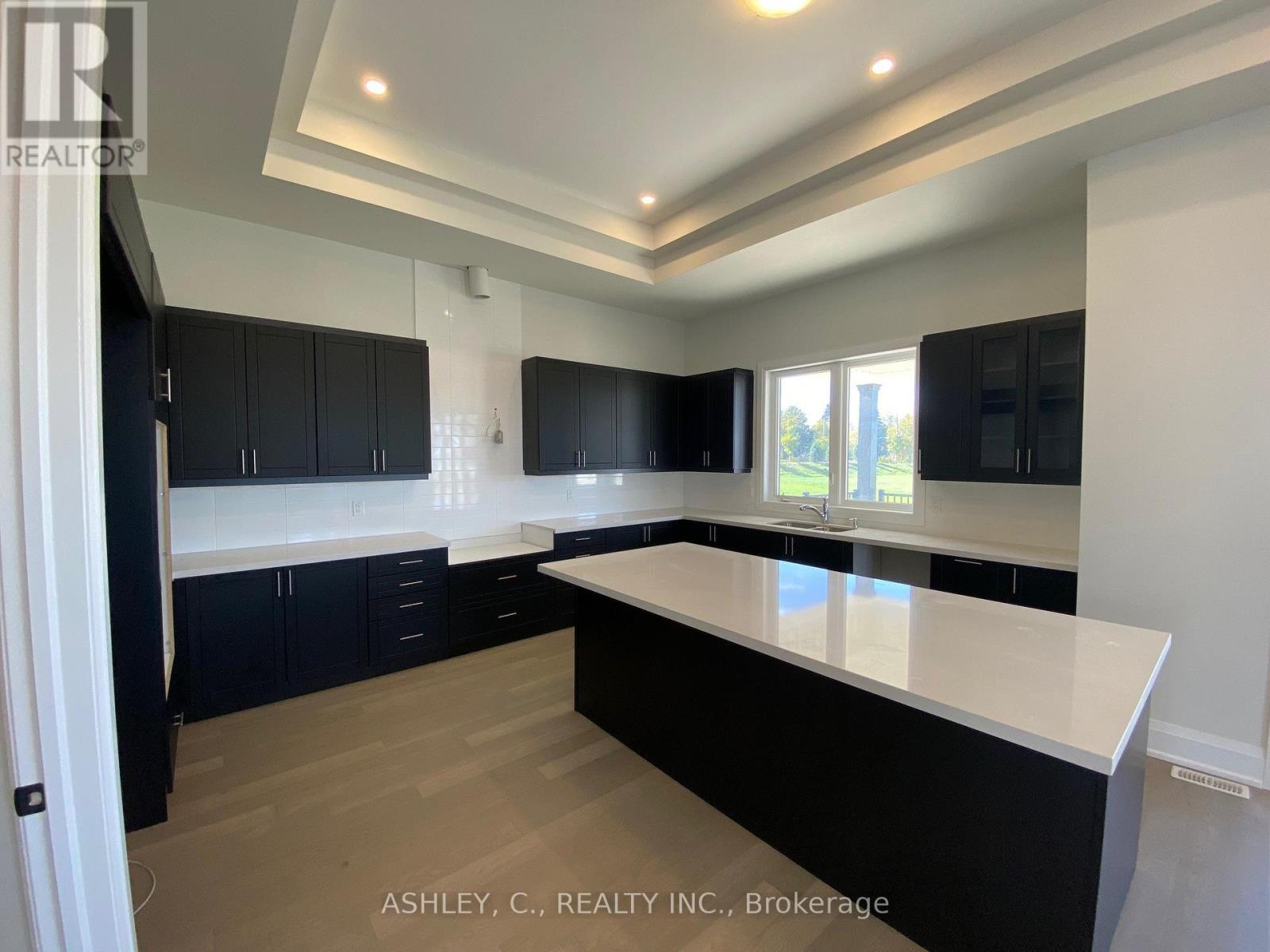 20 Chinaberry Road, Caledon, Ontario  L7K 2R7 - Photo 11 - W13242142