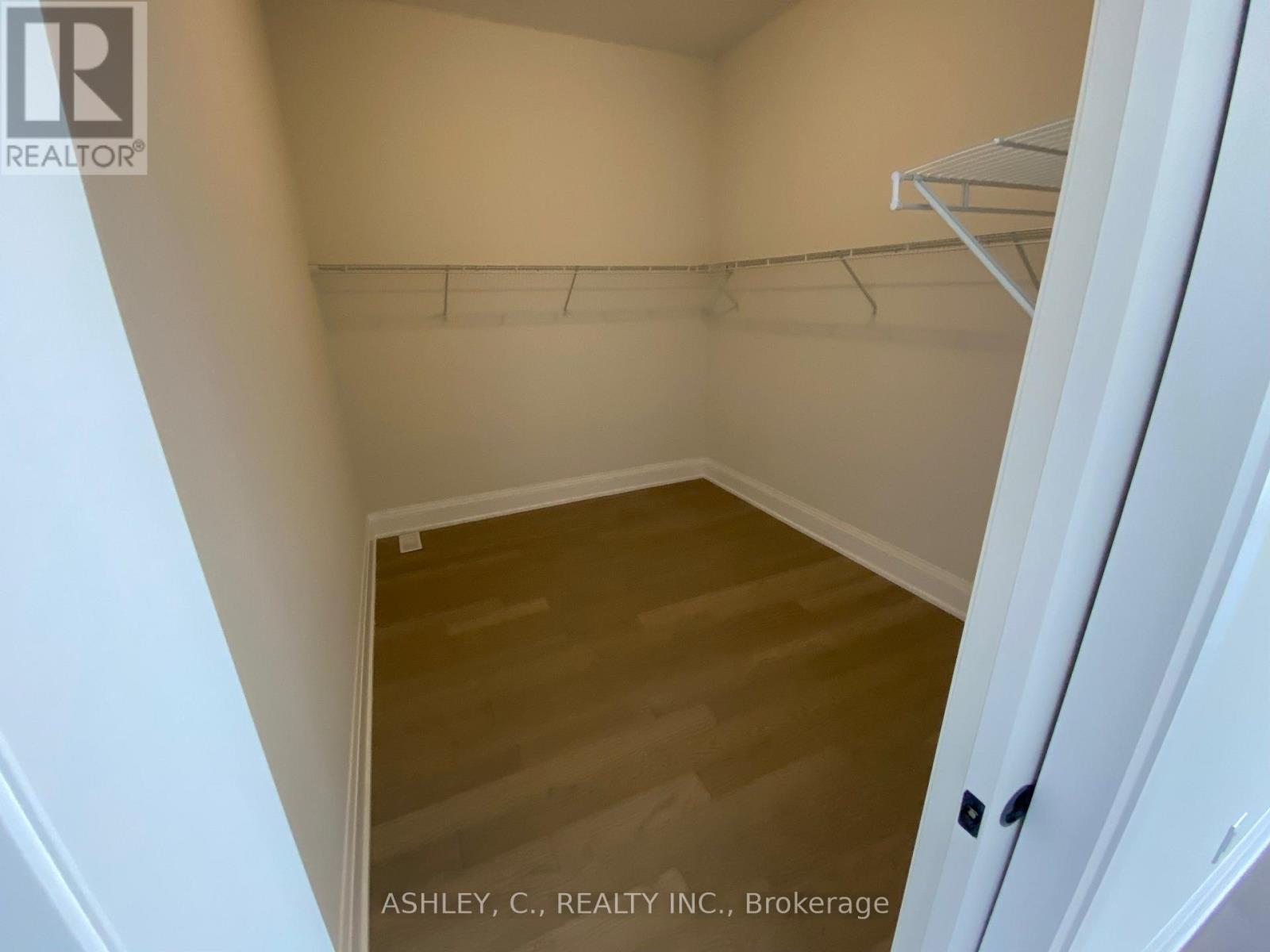 20 Chinaberry Road, Caledon, Ontario  L7K 2R7 - Photo 16 - W13242142