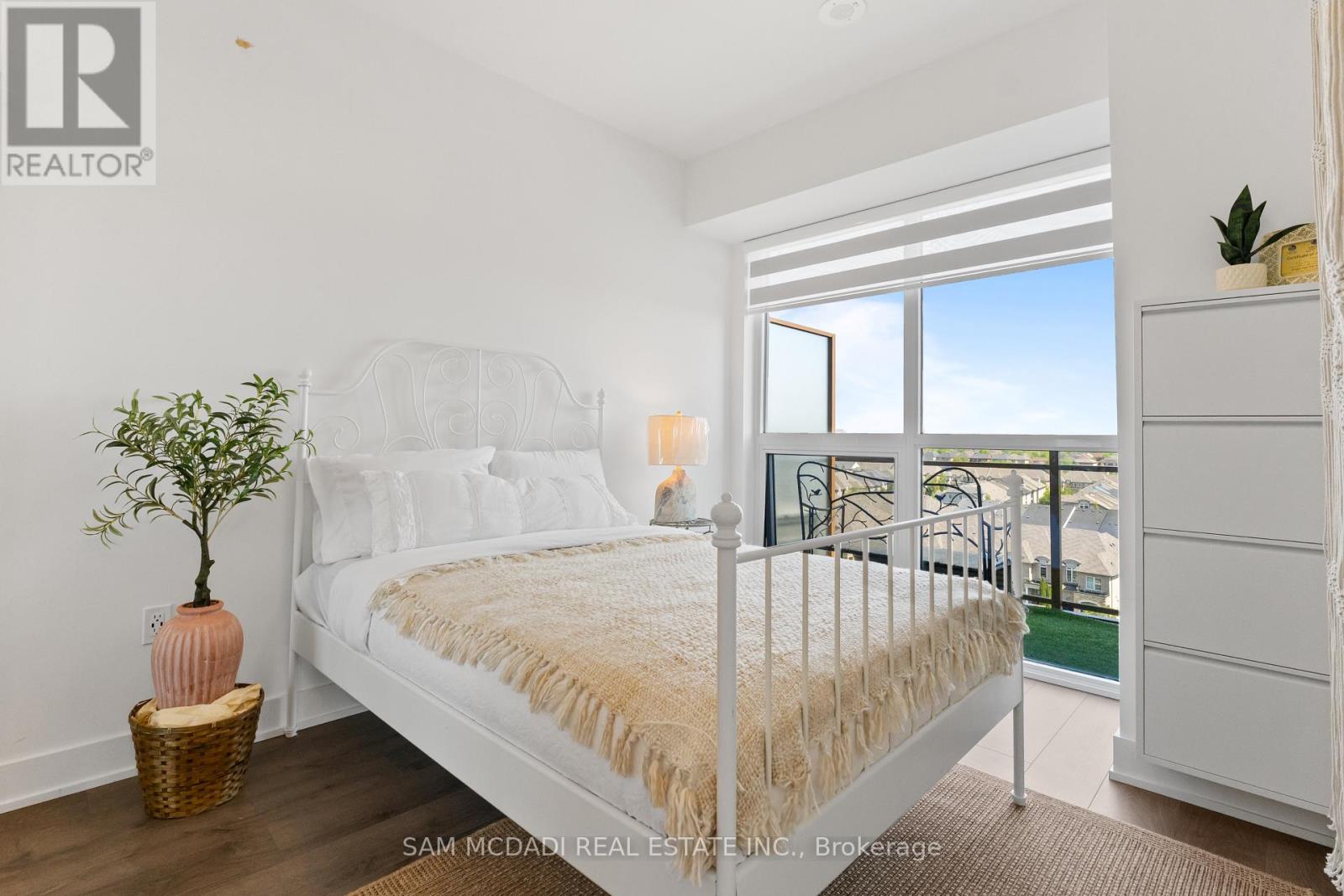 829 - 2343 Khalsa Gate, Oakville, Ontario  L6M 5R6 - Photo 10 - W13242150