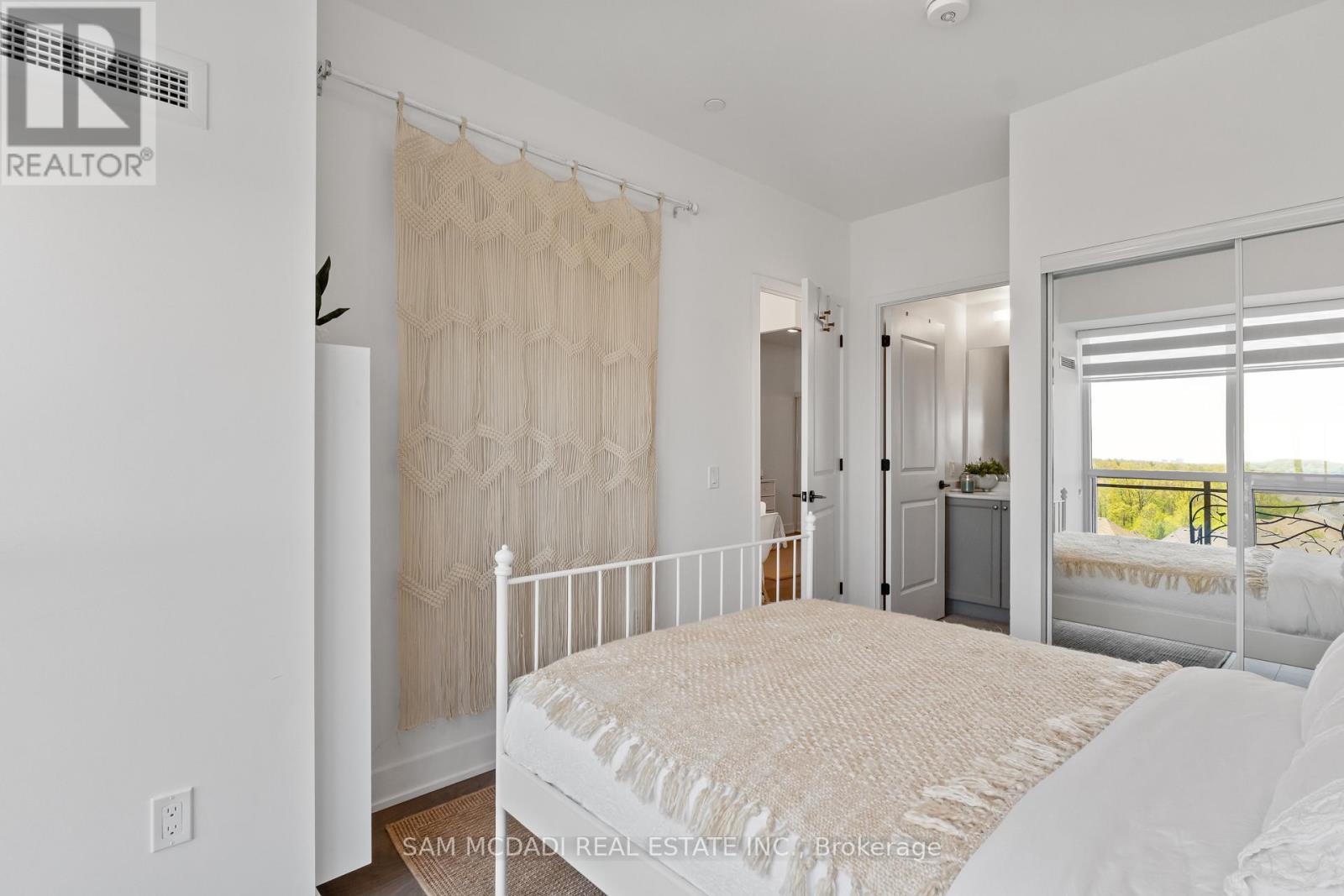 829 - 2343 Khalsa Gate, Oakville, Ontario  L6M 5R6 - Photo 11 - W13242150