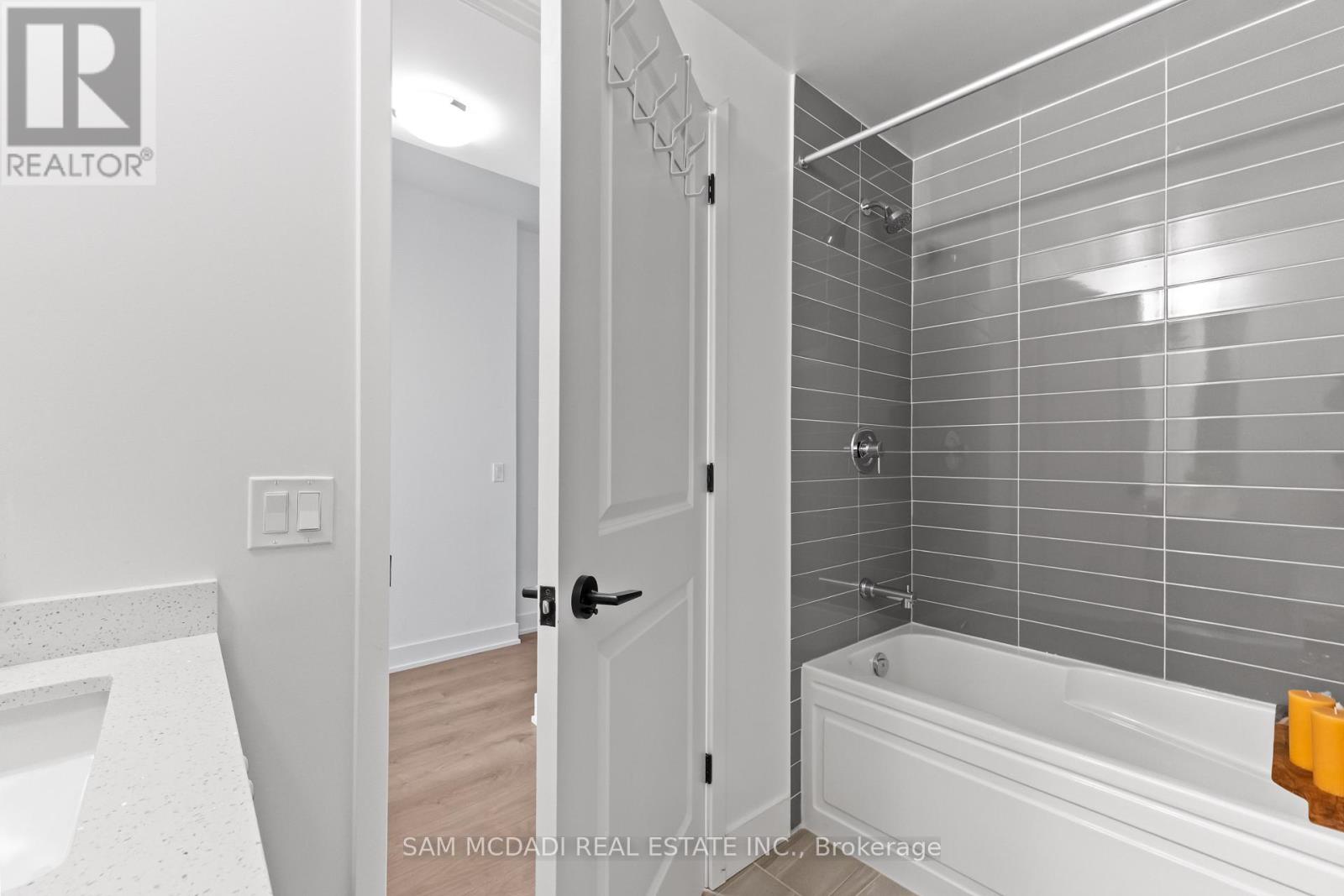 829 - 2343 Khalsa Gate, Oakville, Ontario  L6M 5R6 - Photo 18 - W13242150