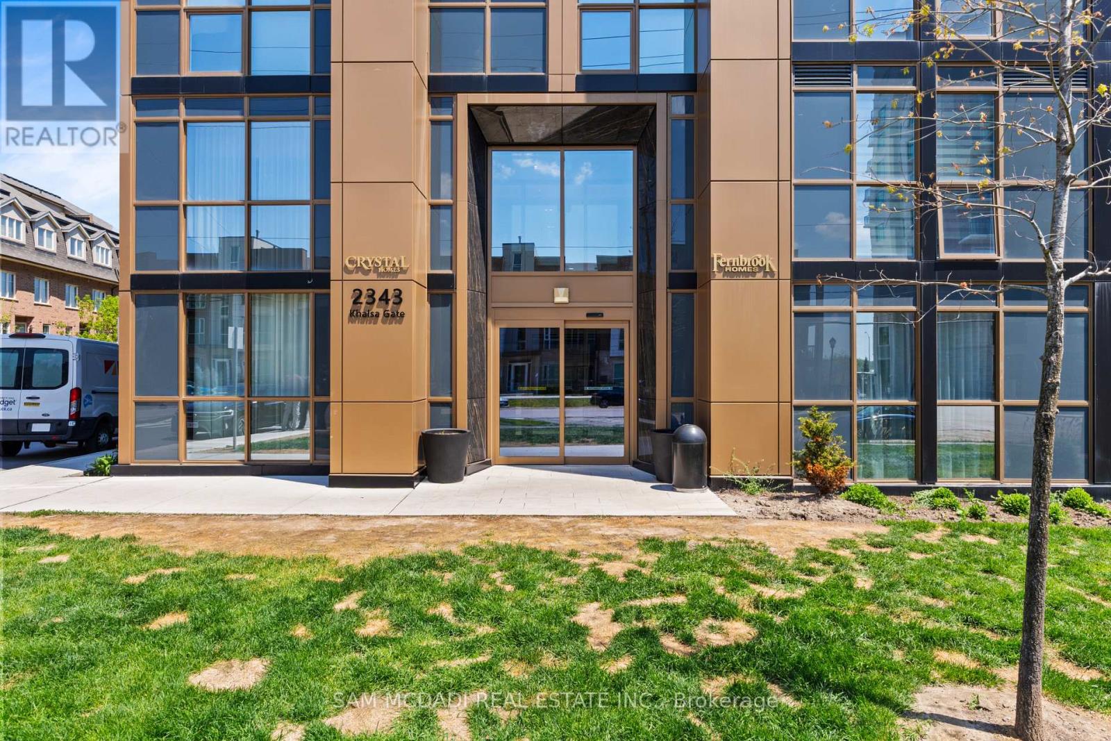 829 - 2343 Khalsa Gate, Oakville, Ontario  L6M 5R6 - Photo 2 - W13242150